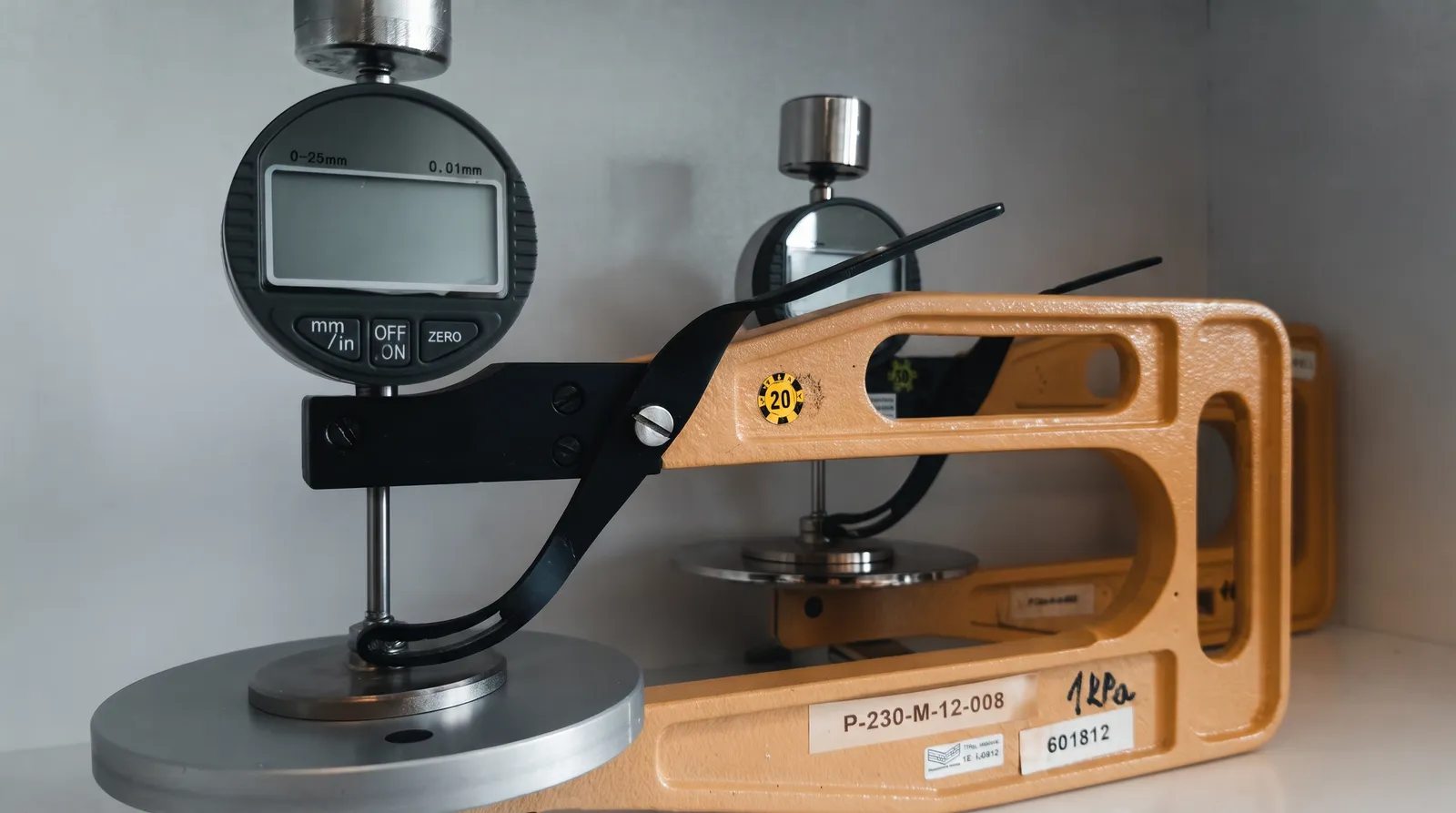 Measuring equipment in the TOMATEX laboratory